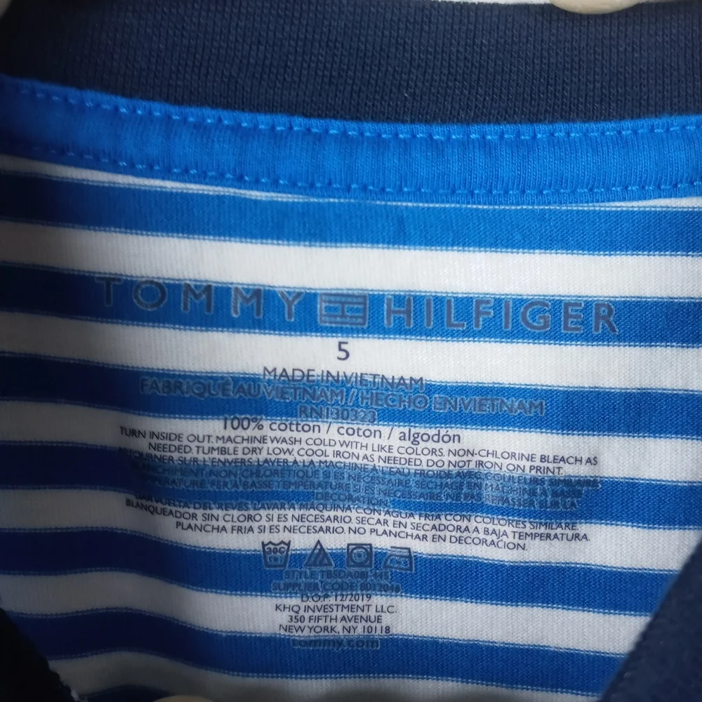 Tommy Hilfiger boys size 5 royal blue white striped, raised stitched letter logo